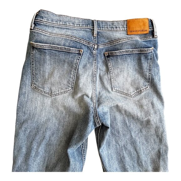 Aritzia Denim Forum Arlo High Rise Straight - Excellent Condition. Size 30 - Picture 7 of 8